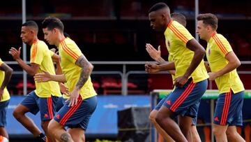 COPAME803. SAO PAULO (BRASIL), 18/06/2019.- Jugadores de la selección Colombia participan en un entrenamiento este martes, en el estadio Morumbi de la ciudad de Sao Paulo (Brasil). Colombia prepara su partido de mañana contra Catar por el grupo B de la Copa América. EFE/ Paulo Whitaker