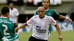 Roberto Carlos se irá al Anzhí