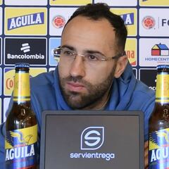 David Ospina: "No estuvo bien que la afición aventara objetos"