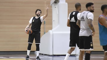 Llull, en un entrenamiento con el Madrid