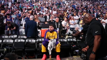 Por los siglos de los siglos