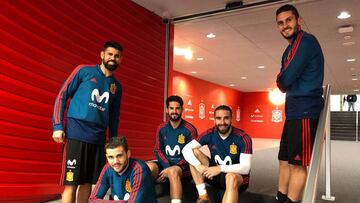 Los jugadores del Atl&eacute;tico y Real Madrid juntos. 