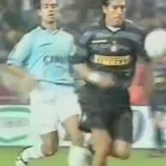 El recordado gol de Zamorano que le dio una Copa UEFA al Inter