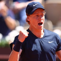 Sinner sufre para ganar a Herbert y Medvedev se estrena