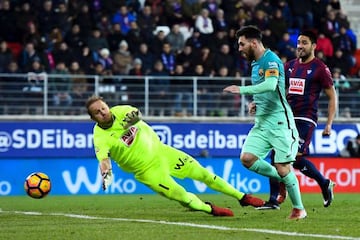 Messi scores, again, against Eibar.