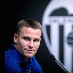 Los 4 dardos de Gameiro al Atleti que no gustarán nada a su afición