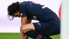 PSG without Cavani for both legs of Manchester United tie