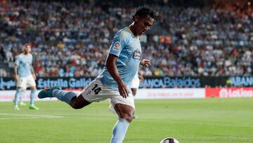 PONTEVEDRA, SPAIN - AUGUST 20:  Renato Tapia of Celta de Vigo  during the La Liga Santander  match between Celta de Vigo v Real Madrid at the Estadio Municipal de Balaidos on August 20, 2022 in Pontevedra Spain (Photo by David S. Bustamante/Soccrates/Getty Images)