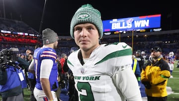 Robert Saleh sentó a Zach Wilson en el tercer cuarto del Jets vs Bills, y dejó en el aire la posibilidad de un cambio de quarterback para el viernes.