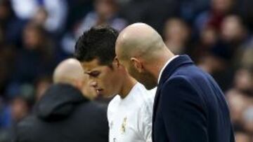 James le hizo dos desplantes a Zidane ante el Sporting