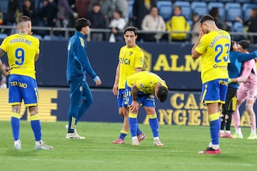 El Cádiz sigue cayendo en picado