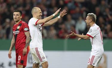 Rafinha confident over fresh Bayern Munich deal