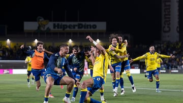 19/04/2025 FUTBOL PRIMERA DIVISION TEMPORADA 24/25 PARTIDO UD LAS PALMAS - ATLETICO DE MADRID