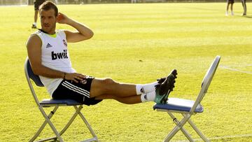 Van der Vaart en un entrenamiento con el Madrid.