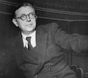 Jean-Paul Sartre, filósofo: “La felicidad no es hacer lo que uno quiere, sino querer lo que uno hace”