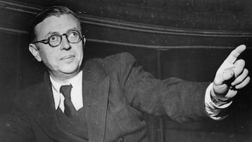 The philosopher Jean-Paul Sartre. France. About 1946. Photograph. (Photo by Votava/Imagno/Getty Images)