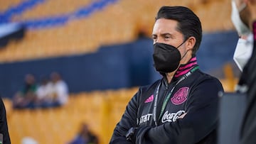 Yon de Luisa, previo a un partido de la Selección Mexicana