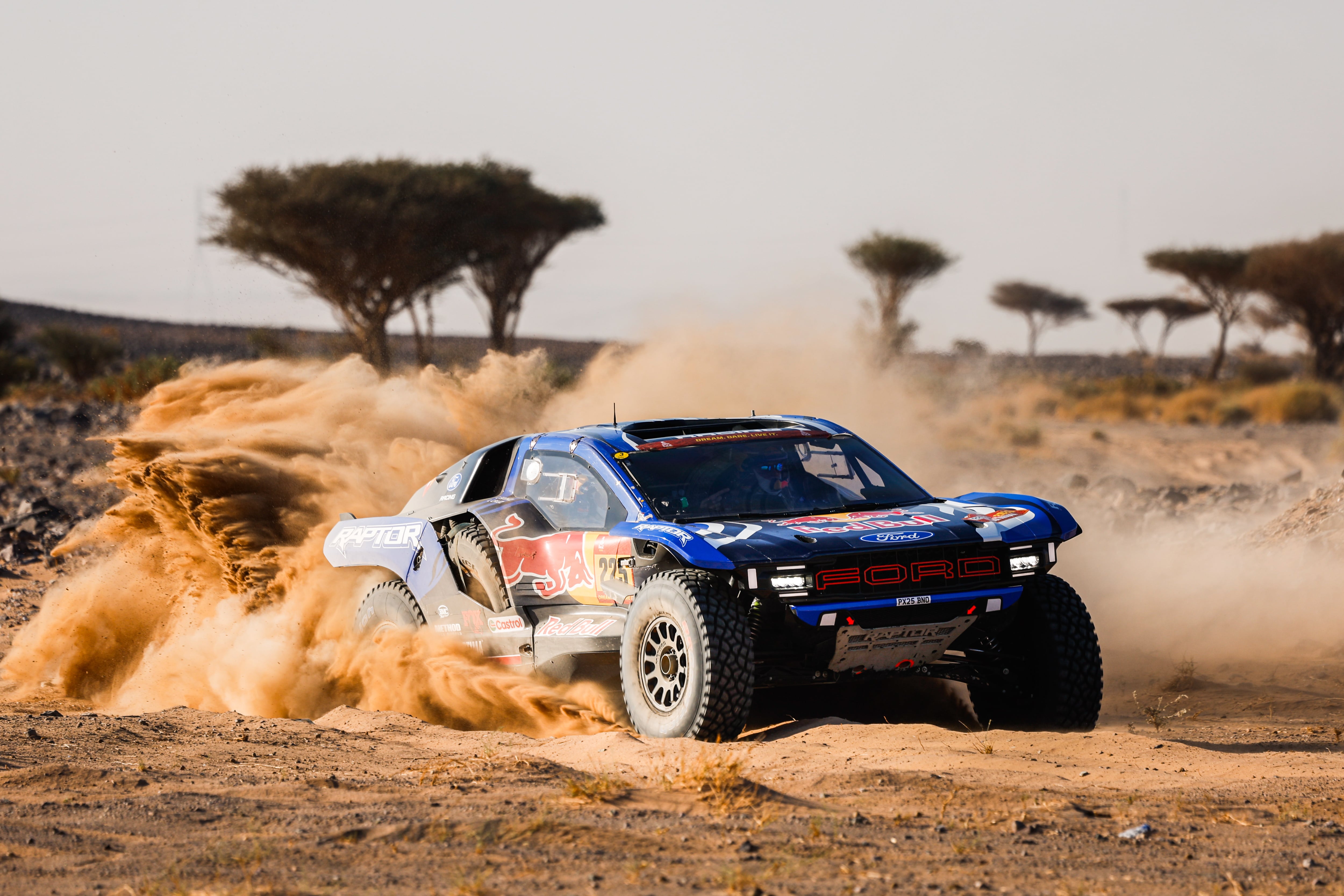 225 SAINZ Carlos (esp), CRUZ Lucas (esp), Ford M-Sport, Ford, Ultimate, FIA W2RC, action during the Stage 9 of the Dakar 2026, on January 13, 2026 between Wadi Ad-Dawasir and Bivouac Refuge, Saudi Arabia - Photo Frederic Le Floc'h / DPPI