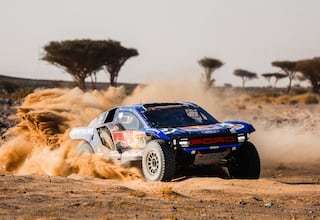 Etapa 10 Dakar 2026 hoy, en directo: Carlos Sainz y Nani Roma, en vivo desde Arabia Saudí