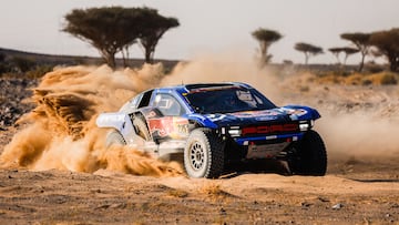225 SAINZ Carlos (esp), CRUZ Lucas (esp), Ford M-Sport, Ford, Ultimate, FIA W2RC, action during the Stage 9 of the Dakar 2026, on January 13, 2026 between Wadi Ad-Dawasir and Bivouac Refuge, Saudi Arabia - Photo Frederic Le Floc'h / DPPI