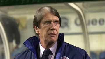 Cesare Maldini as Paraguay coach