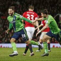 Austin castiga al United: el crédito de Van Gaal se acaba