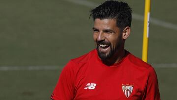 Nolito entrenándose con el Sevilla.