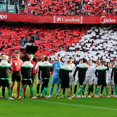 Las aficiones del Betis y del Sevilla dan ejemplo en Carmona