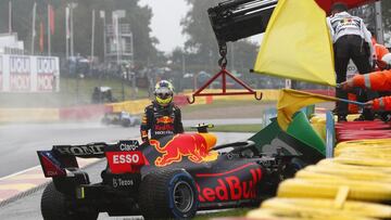 Checo Pérez fue último en un bochornoso GP de Bélgica