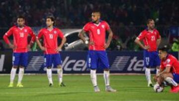 Arturo Vidal y Alexis S&aacute;nchez ser&aacute;n de la partida ante Bolivia este viernes en el Estadio Nacional.