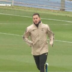 El Madrid prepara la Copa y Hazard ya corre en el césped