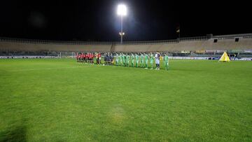 Livorno and Espanyol players stand on the pitch in an empty Armando Picchi Stadium before their UEFA Cup soccer match in Livorno February 14, 2007. Livorno will play the first leg of their tie against Espanyol behind closed doors on Wednesday after the Pi