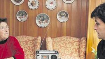 <b>DEVOTA DE LA FE BLANCA. </b>Sor Ángeles recuerda con cariño sus "ratitos en el Santiago Bernabéu rezando el rosario y dejando medallitas".