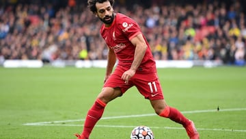 WATFORD, ENGLAND - OCTOBER 16: Mohamed Salah of Liverpool  during the Premier League match between Watford and Liverpool at Vicarage Road on October 16, 2021 in Watford, England. (Photo by Justin Setterfield/Getty Images)