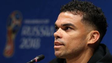 Pepe comparece en rueda de prensa.