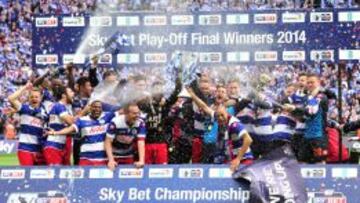 El QPR celebra el ascenso.