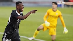 Vinicius celebr&oacute; as&iacute; su gol al Sevilla.