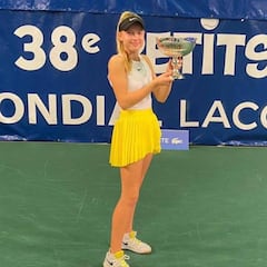 Fruhvirtova, checa de 13 años, gana a la 54ª del mundo