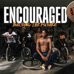 Courage Adams regresa a Lagos para construir el primer skatepark