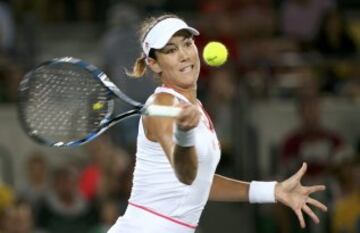 VICTORIA DE GARBIÑE MUGURUZA !!! La jugadora española solventa con comodidad su debut en individuales y accede por la vía rápida a la segunda ronda del torneo olímpico de Río de Janeiro.