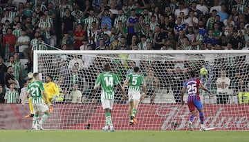 Jordi Alba le dio la victoria al Barcelona al marcar el 1-2 en el último minuto de partido.