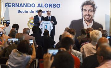 Fernando Alonso and Florentino Pérez.