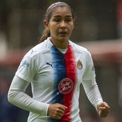Nicole Pérez apunta hacia el norte, tras salir de Chivas