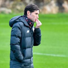 Marcelino: "La motivación es llegar a una final y poder jugar tres la misma temporada"