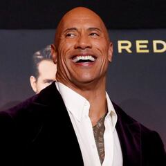 Dwayne Johnson se pronuncia sobre el uso de armas reales en los sets de rodaje