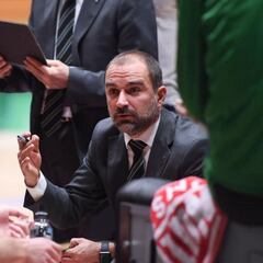 Cuatro positivos COVID-19 en el Joventut y no viaja a Belgrado