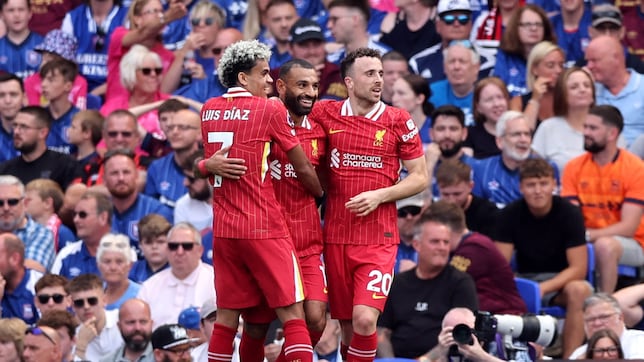 Díaz y Liverpool arrancan la temporada con una sonrisa