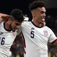 How many games does USA still need to win to qualify for the 2022 World Cup?