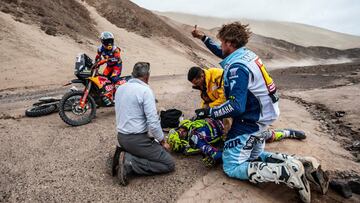 Santolino, atendido por las asistencias.