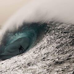 Un vídeo para la historia: las tremendas olas del 8º Lanzarote Quemao Class